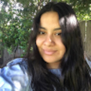 Meet your Posher, Mariela